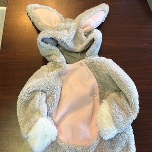 Pottery Barn bunny costume 6-12 month